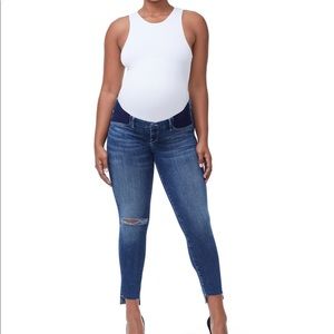 Good American maternity jeans